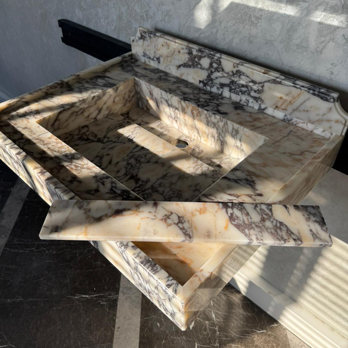 Handcrafted Calacatta Viola Marble Sink With Backsplash: Custom Bathroom Vanity (NS-065)