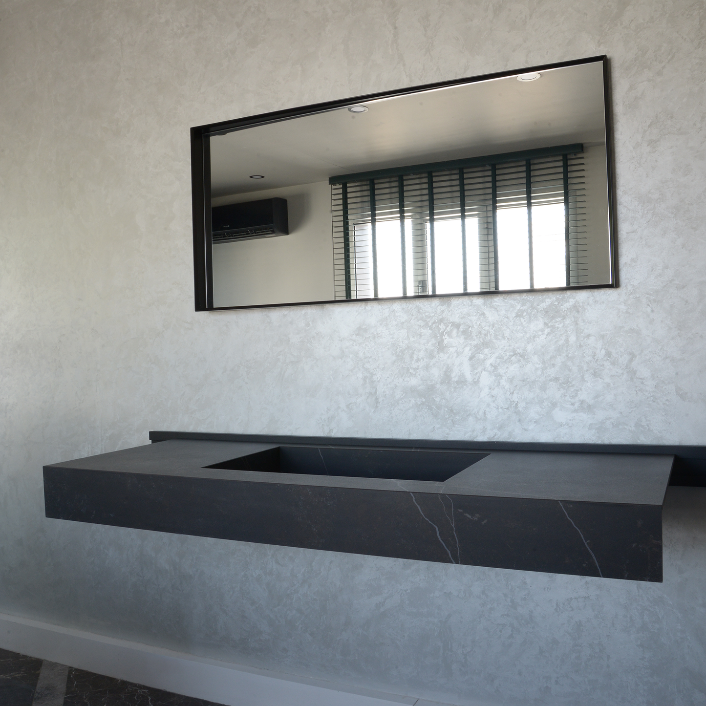 HANDCRAFTED DEKTON KELYA ENGINEERED PORCELAIN SINK (ES-067)