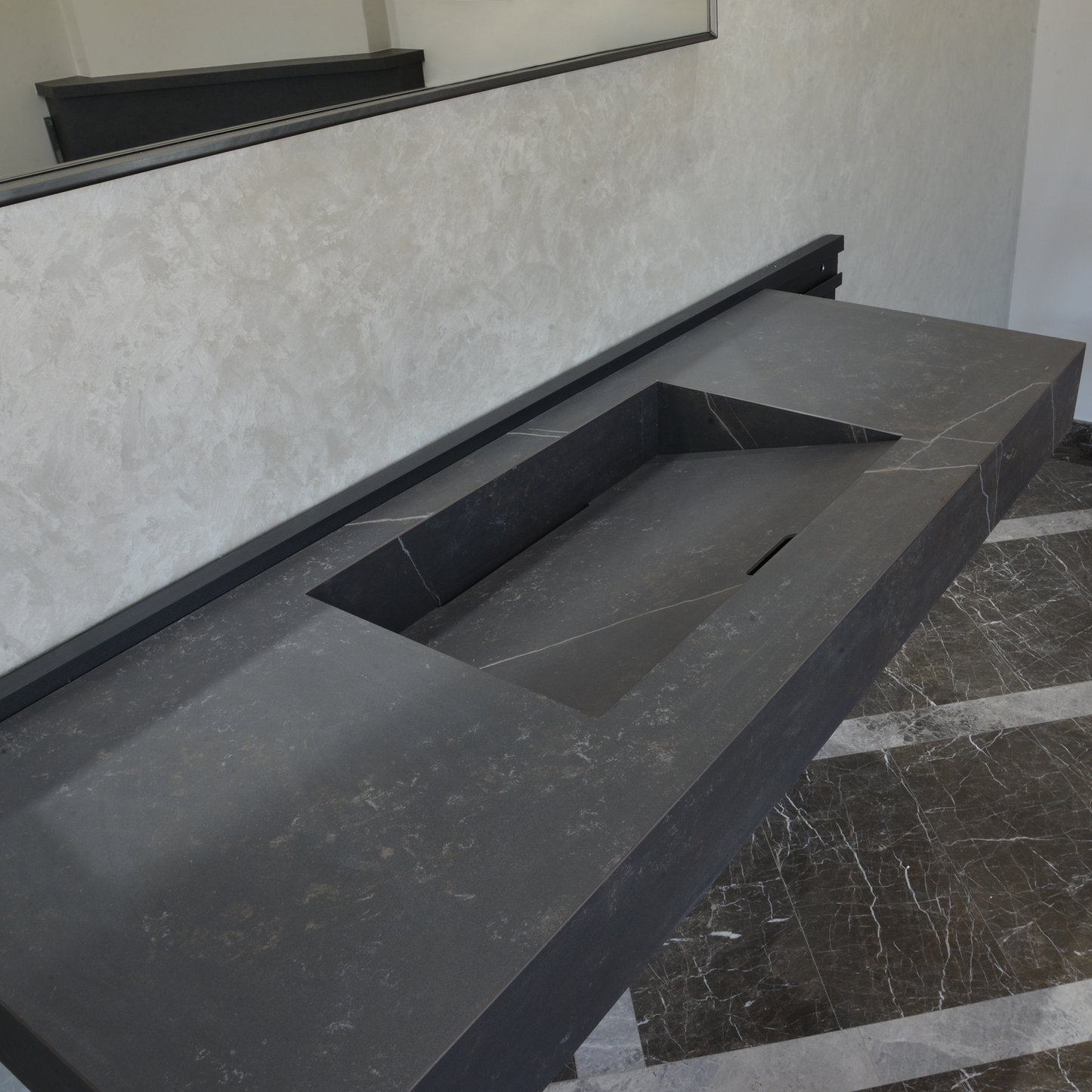 HANDCRAFTED DEKTON KELYA ENGINEERED PORCELAIN SINK (ES-067)
