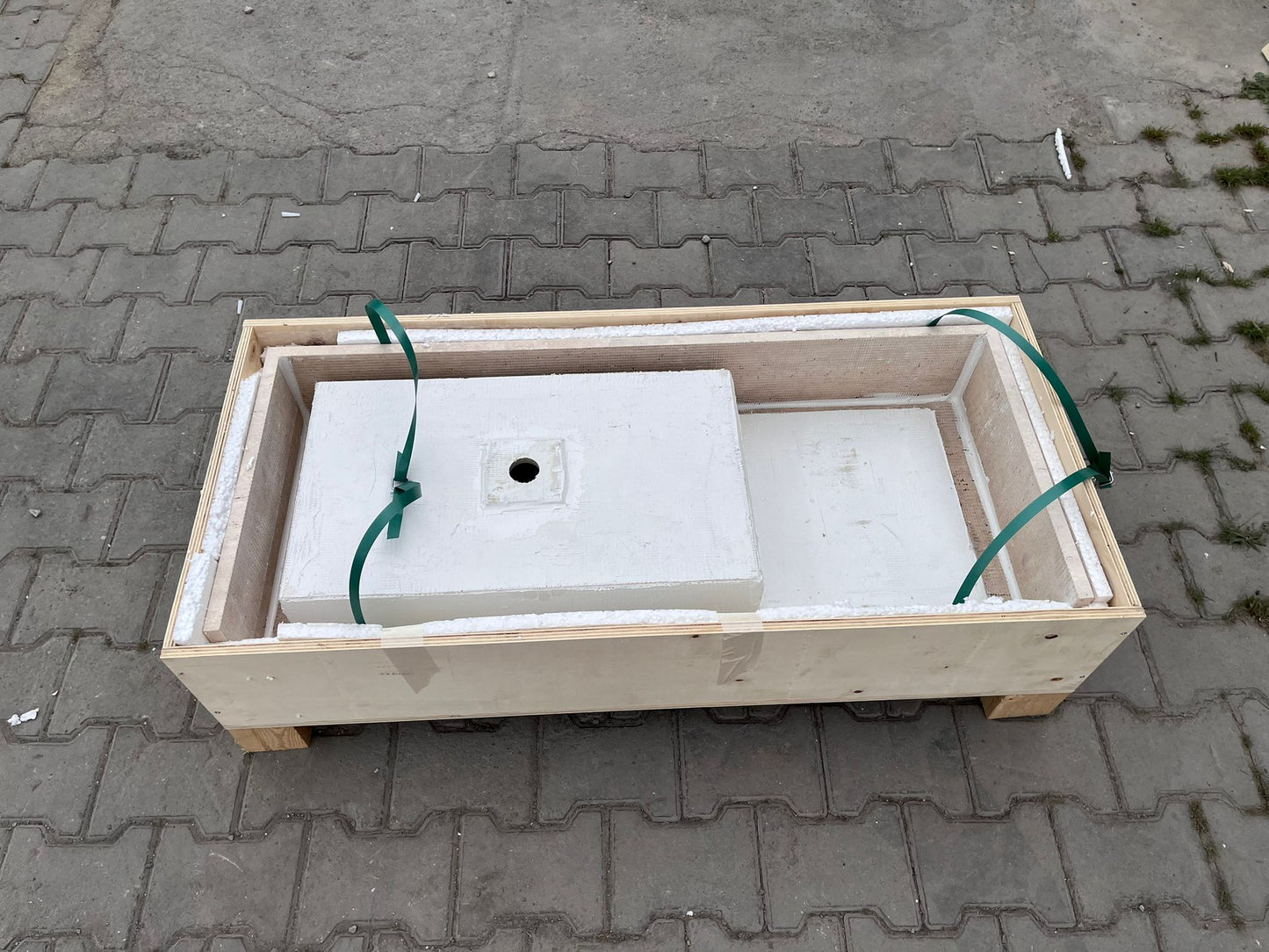 HANDCRAFTED CUSTOM TRAVERTINE SINK (TR-060)