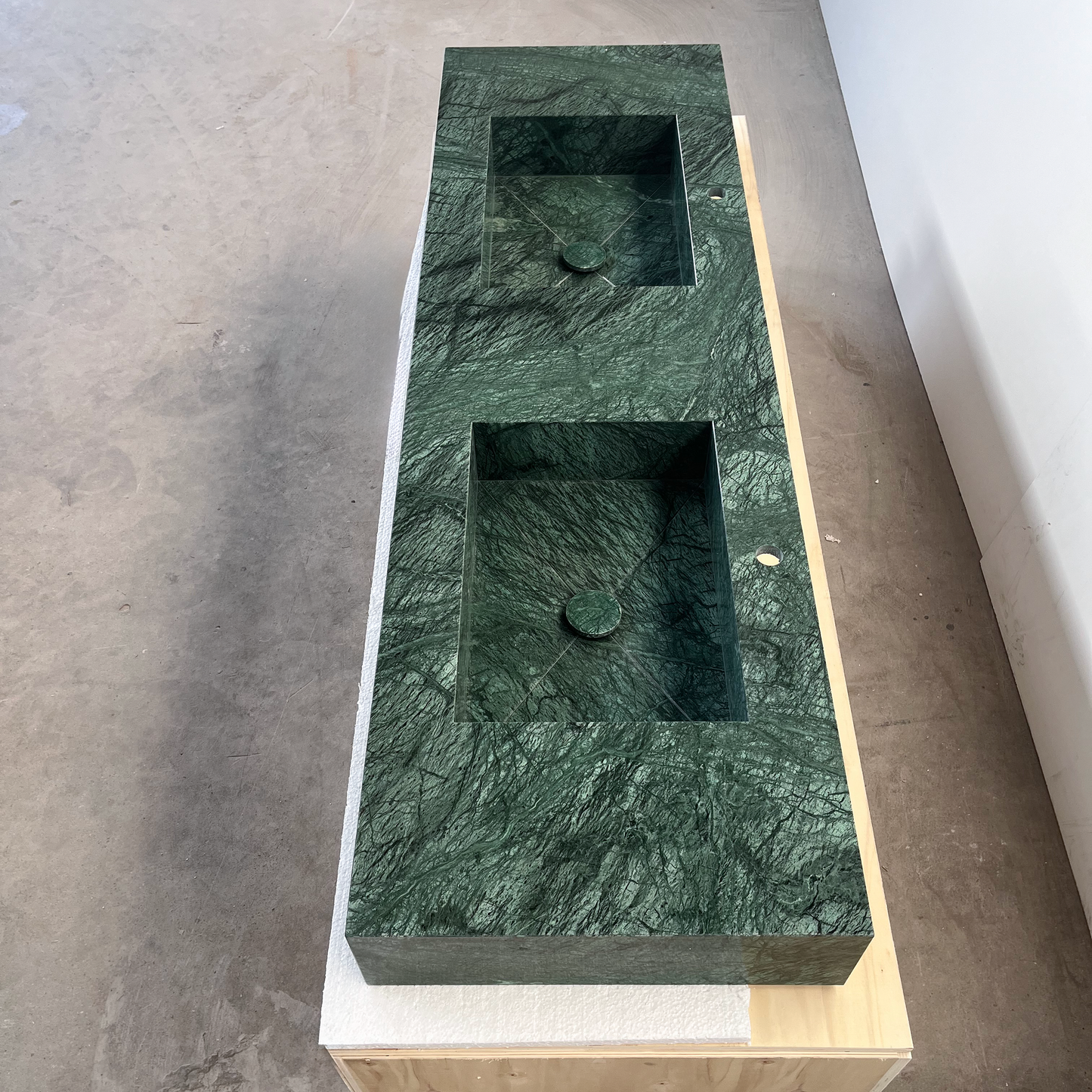 HANDCRAFTED VERDE GUATEMALA CUSTOM MARBLE SINK (NS-132)