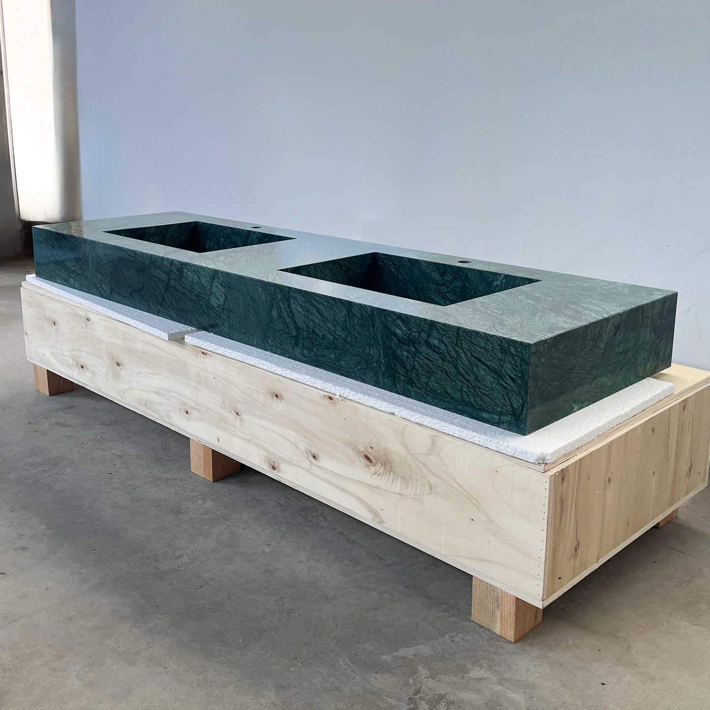 HANDCRAFTED VERDE GUATEMALA CUSTOM MARBLE SINK (NS-132)