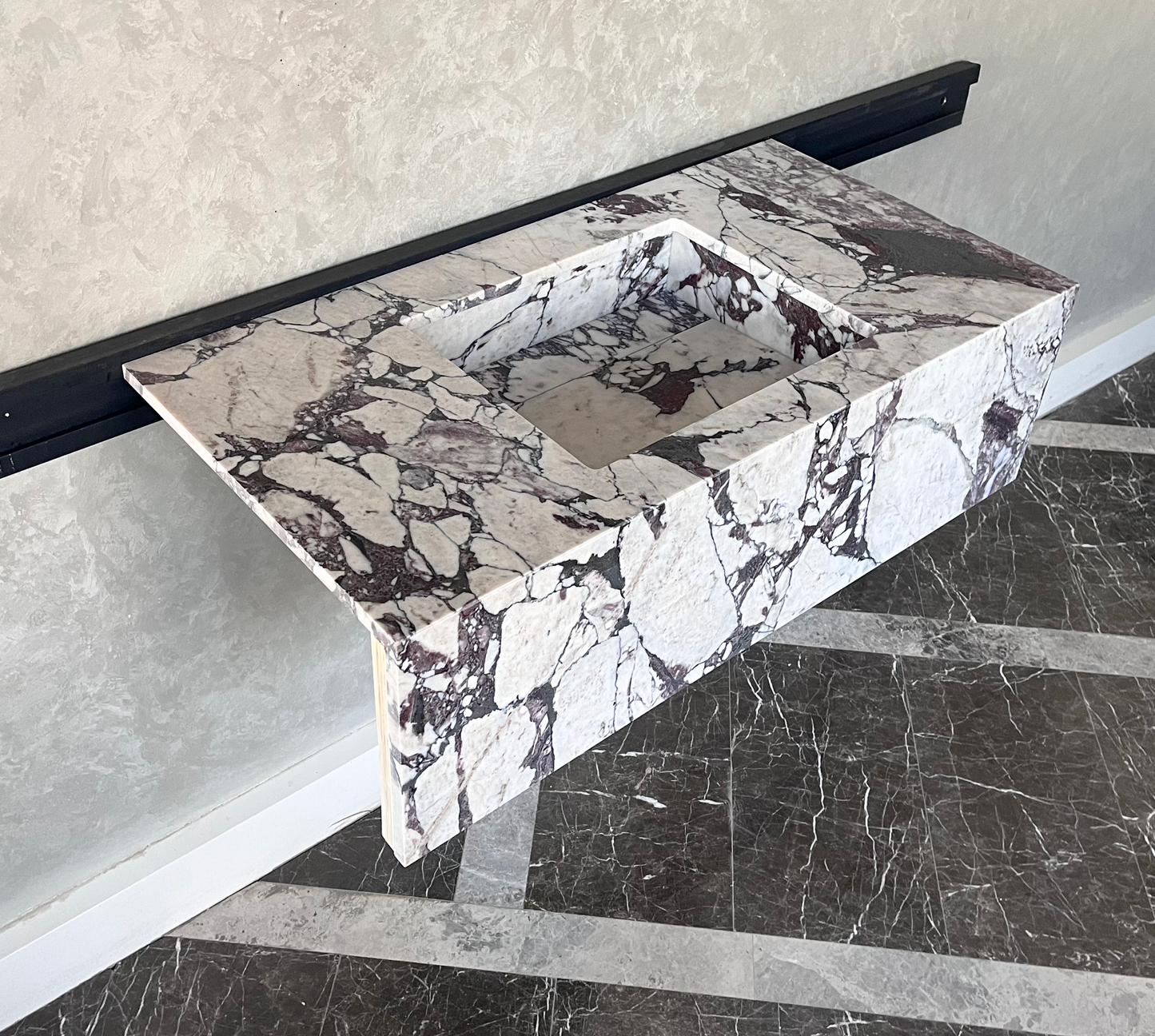 HANDCRAFTED CALACATTA VIOLA MARBLE SINK (NS-095)