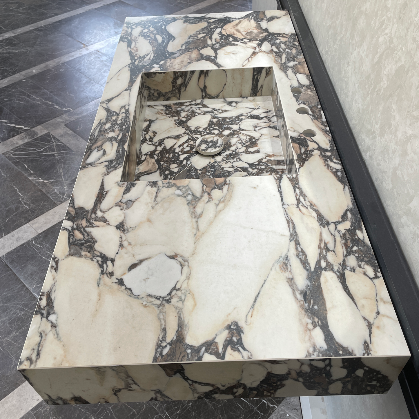 Handcrafted Calacatta Viola Porcelain Sink: Custom Vanity Top (ES-071)