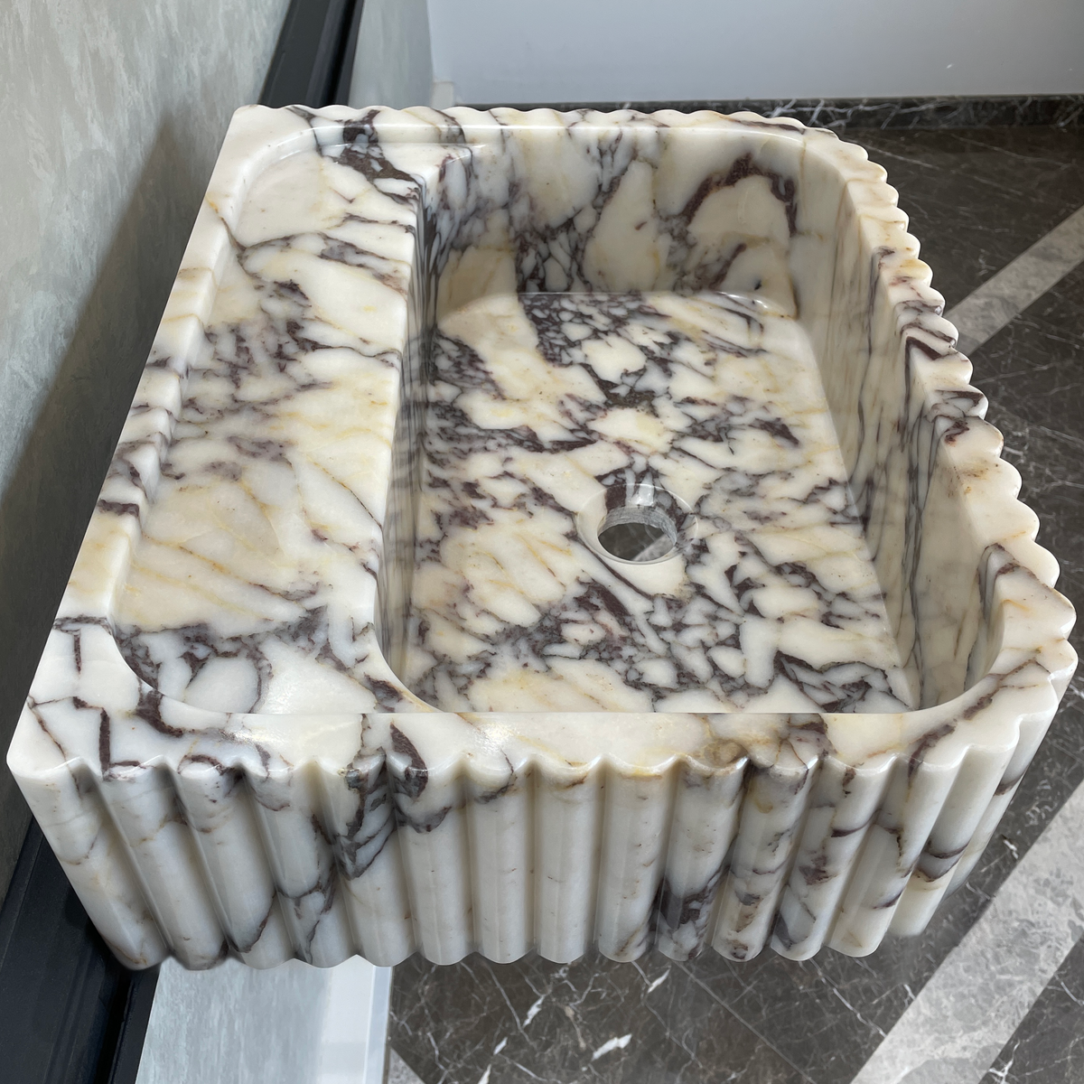 Hand Carved Custom Fluted Calacatta Viola Marble Sink (NS-031)
