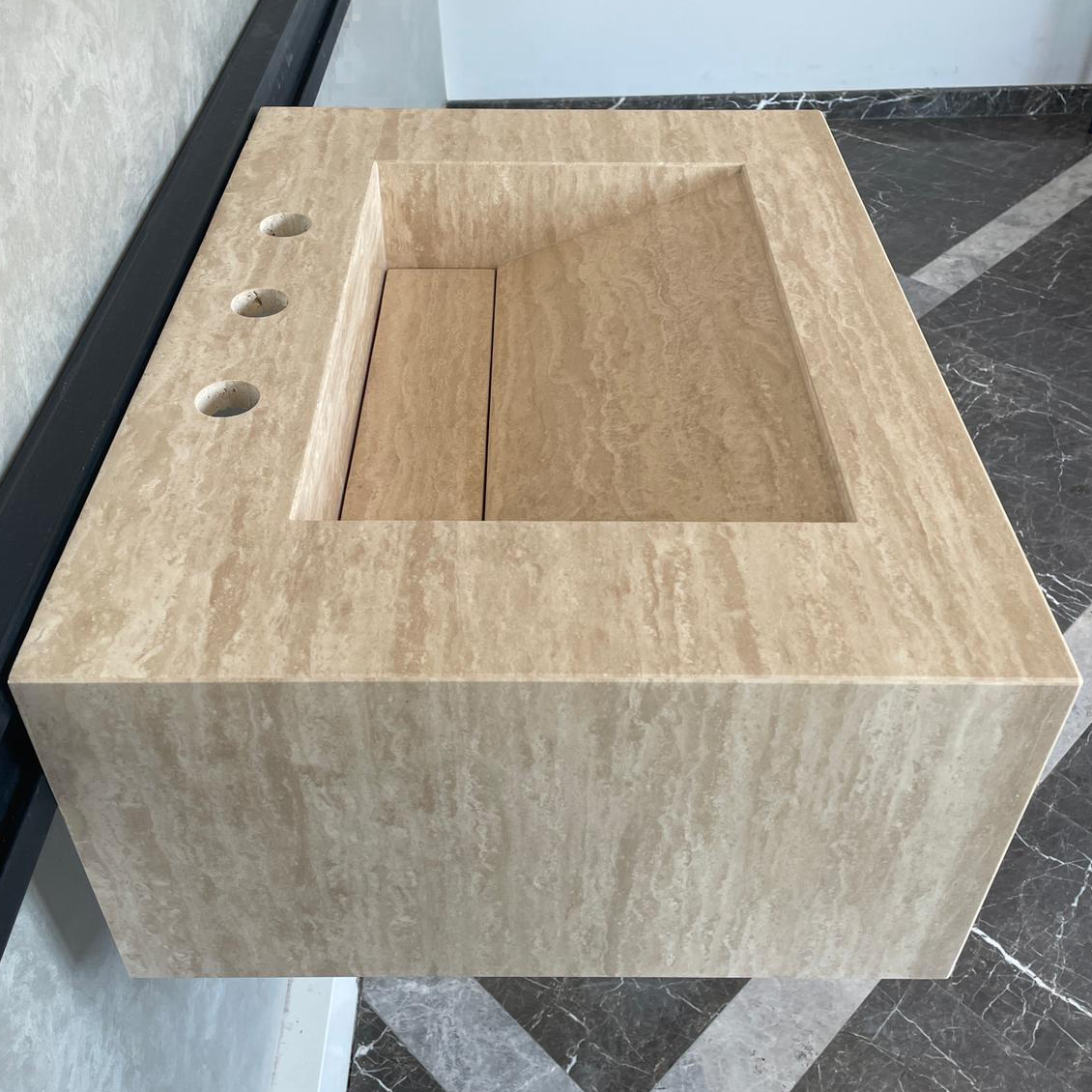 Handmade Vein Cut Travertine Sink: Custom Beige Bathroom Vanity (TR-046)