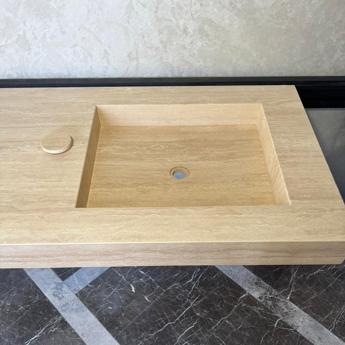 Handmade Vein Cut Travertine Sink: Custom Beige Bathroom Vanity (TR-087)