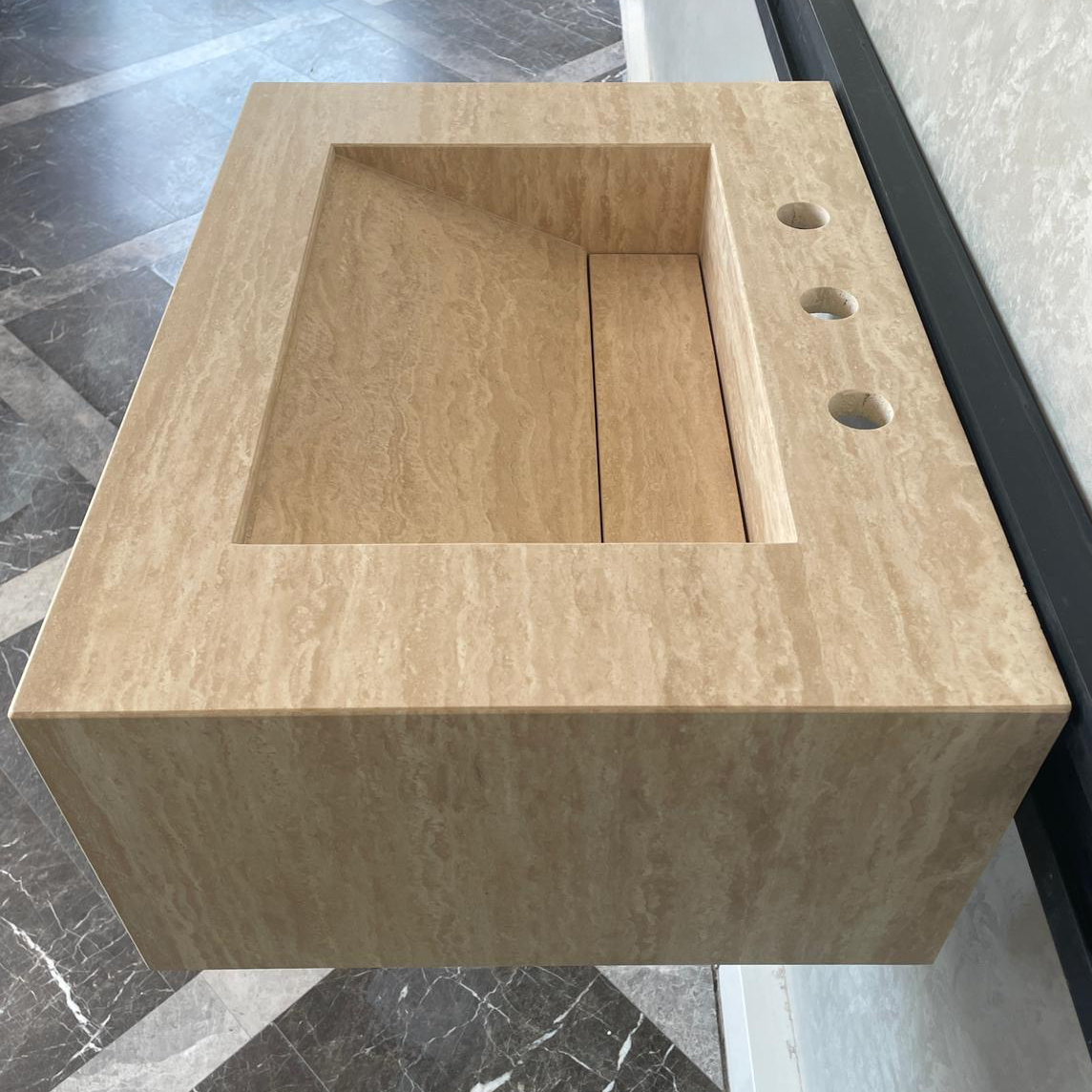 Handmade Vein Cut Travertine Sink: Custom Beige Bathroom Vanity (TR-046)