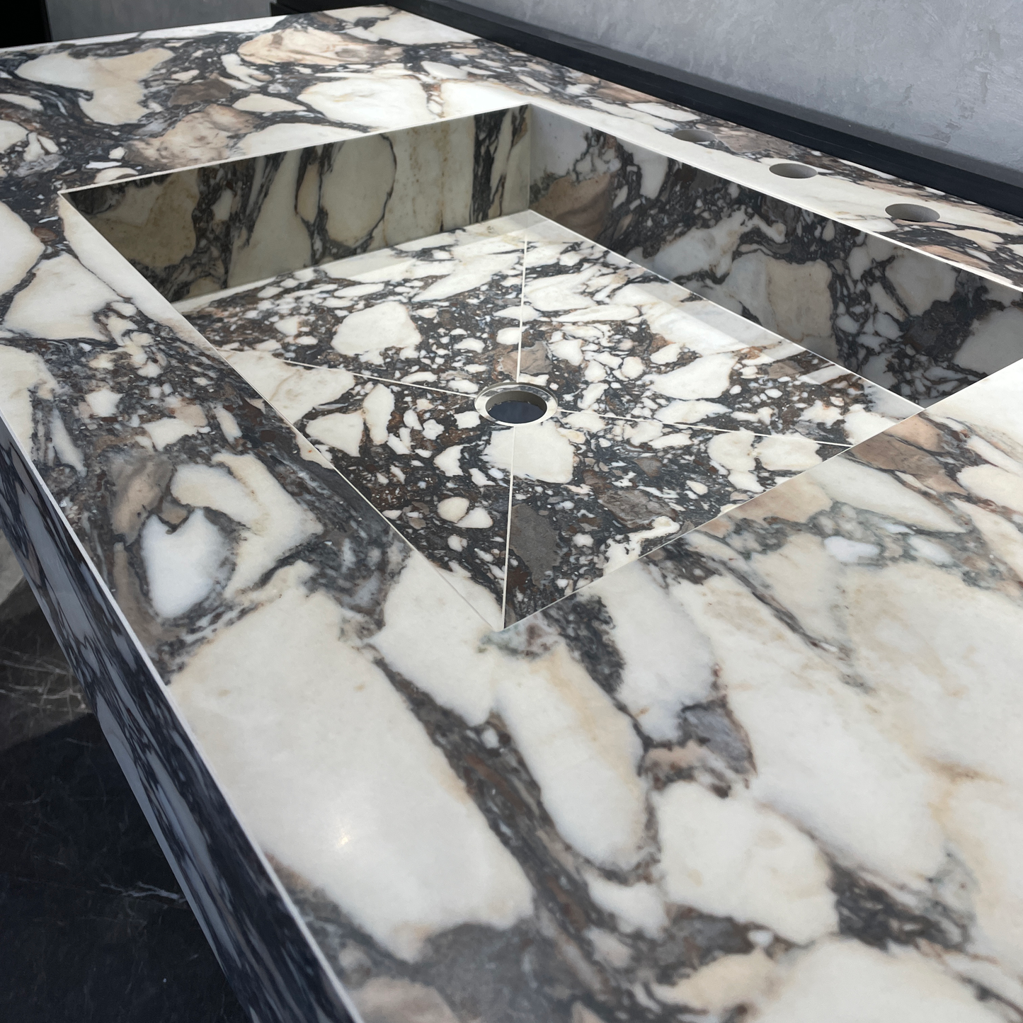Handcrafted Calacatta Viola Porcelain Sink: Custom Vanity Top (ES-071)