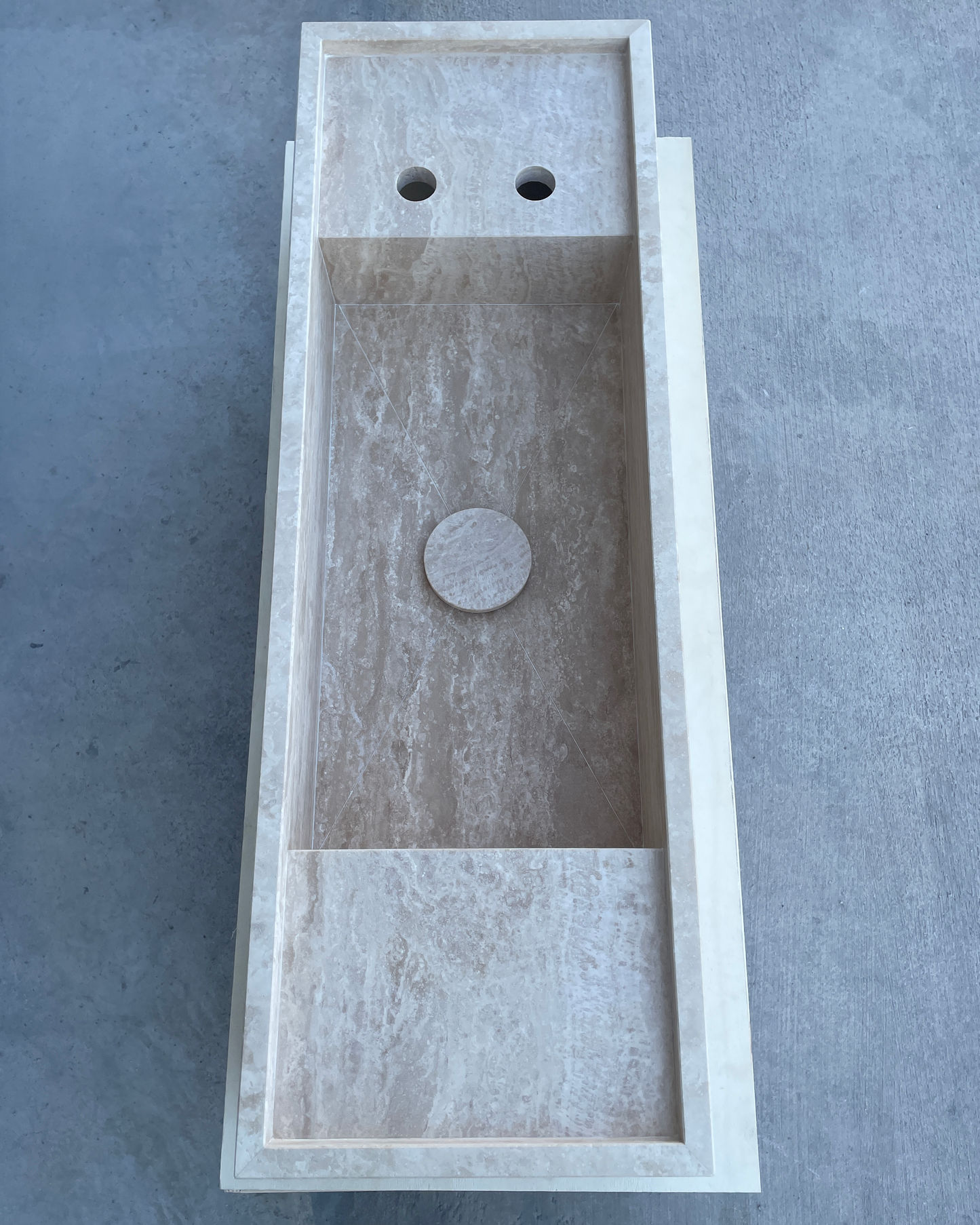Handmade Vein Cut Travertine Sink: Custom Beige Bathroom Vanity (TR-042)