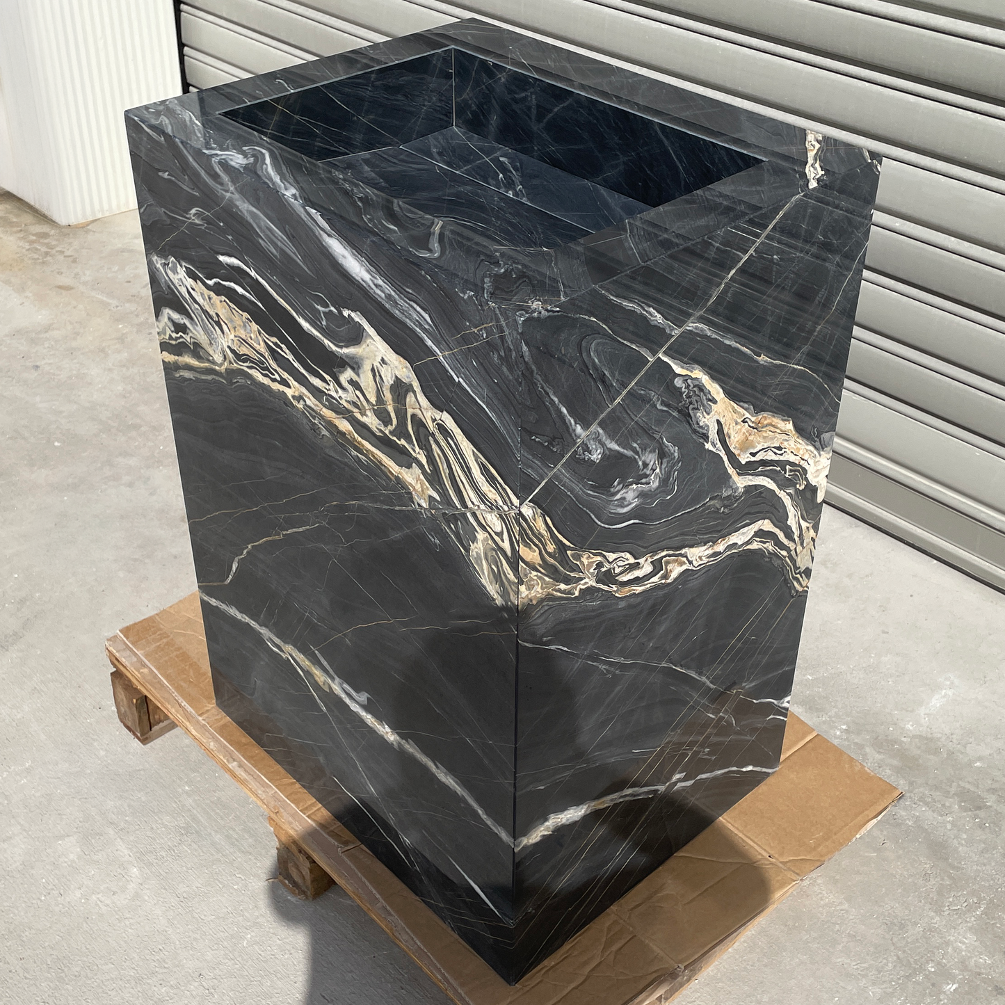 Handmade Nero Picasso Marble Pedestal Sink: Custom Bathroom Vanity (NS-155)