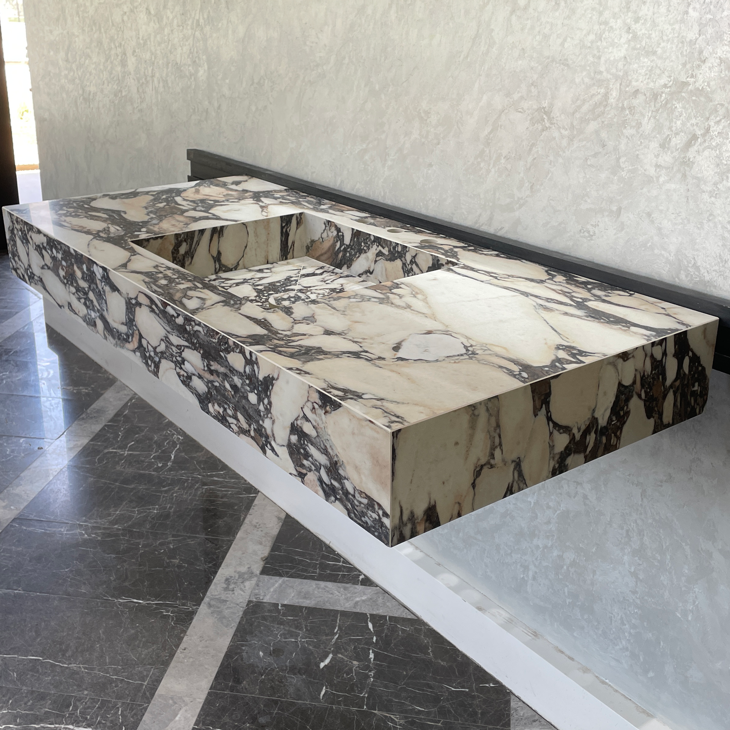 Handcrafted Calacatta Viola Porcelain Sink: Custom Vanity Top (ES-071)