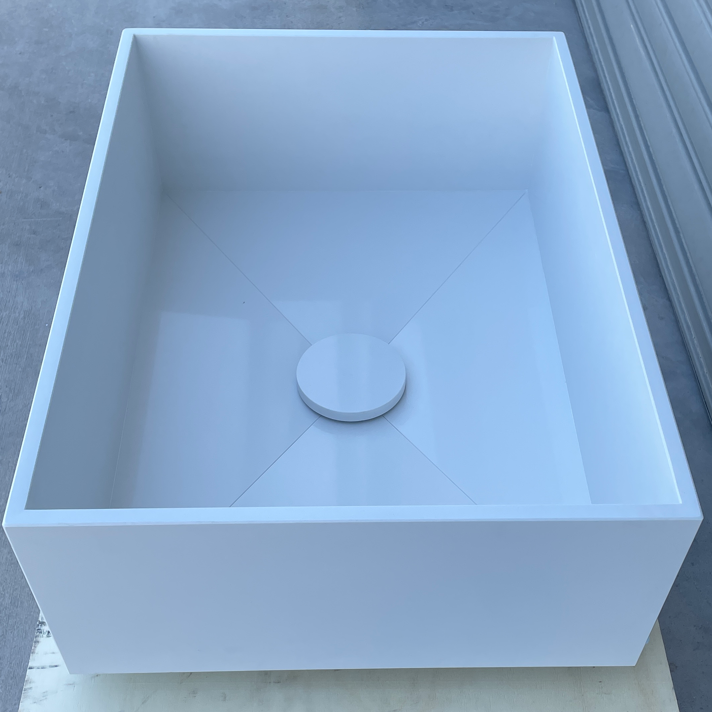 Handcrafted White Quartz Bathroom Vanity Sink: Wall Mount or Vanity Top (QU-063)