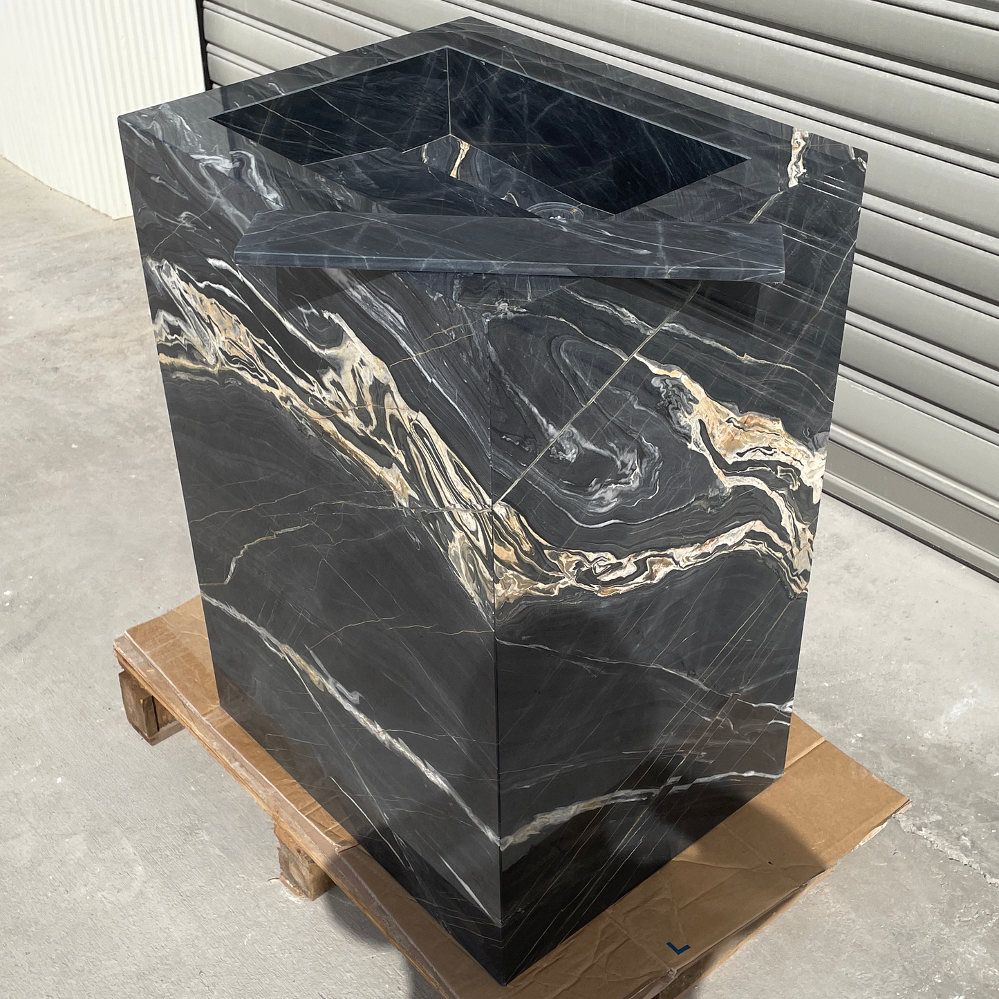 Handmade Nero Picasso Marble Pedestal Sink: Custom Bathroom Vanity (NS-155)