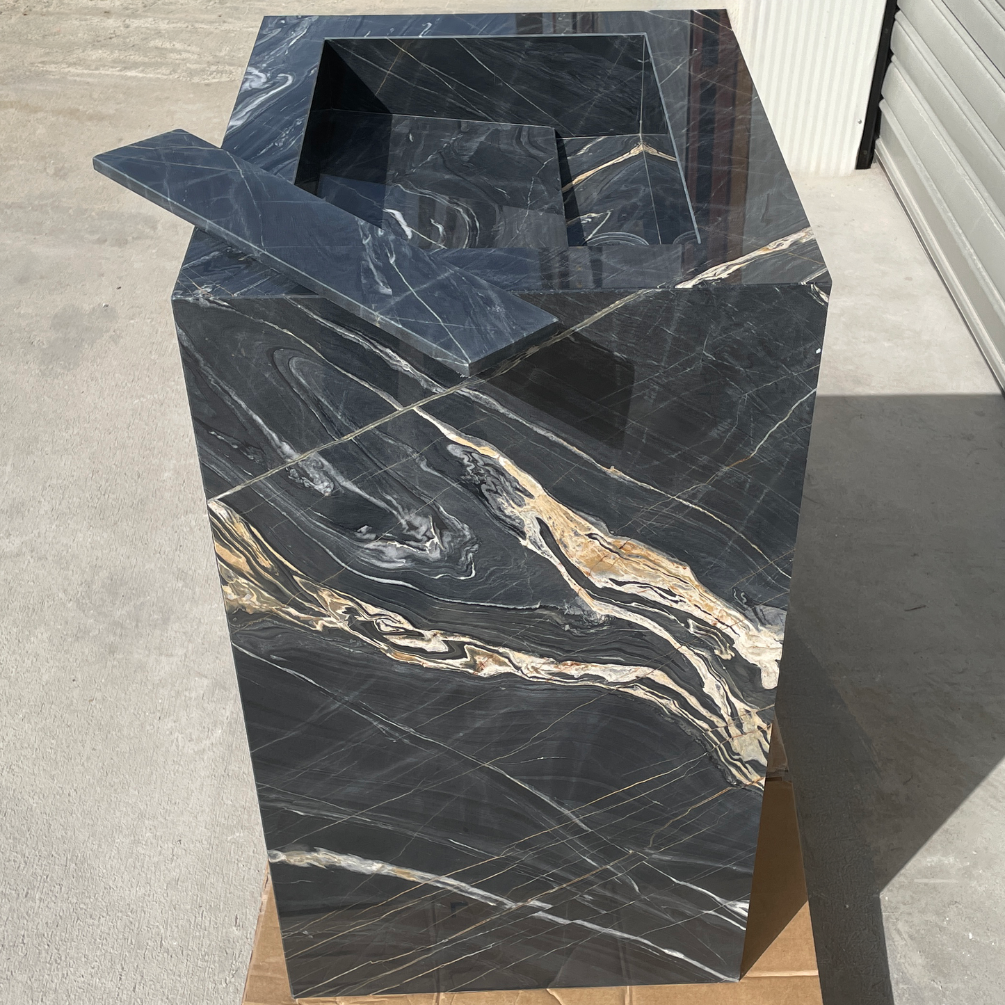 Handmade Nero Picasso Marble Pedestal Sink: Custom Bathroom Vanity (NS-155)