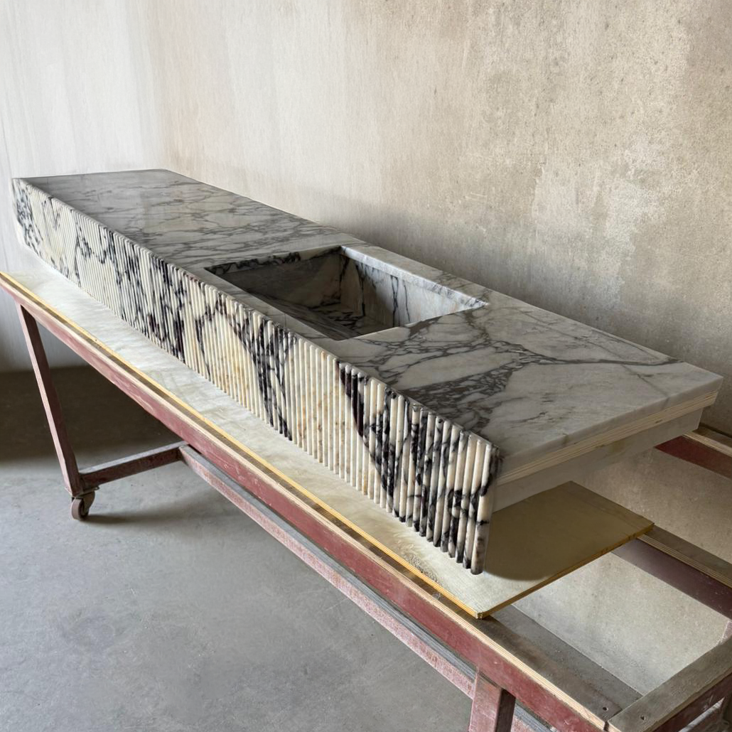 Handmade Calacatta Viola Marble Sink with Fluted Apron: Custom Made Bathroom Basin (NS-141)
