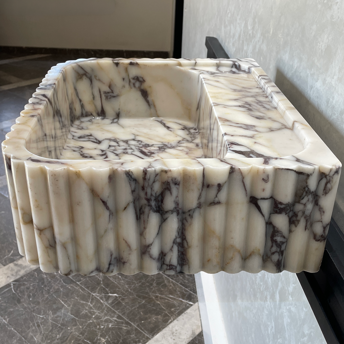 Hand Carved Custom Fluted Calacatta Viola Marble Sink (NS-031)