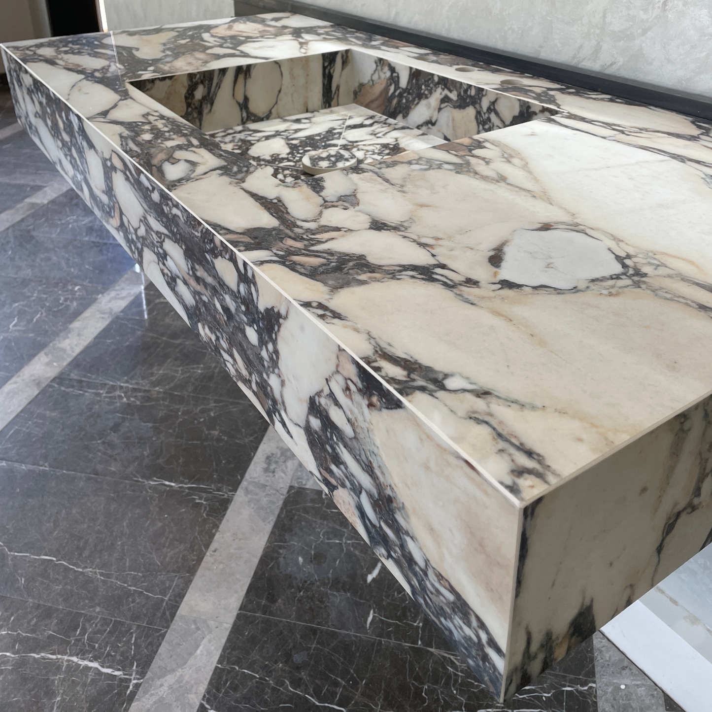 Handcrafted Calacatta Viola Porcelain Sink: Custom Vanity Top (ES-071)