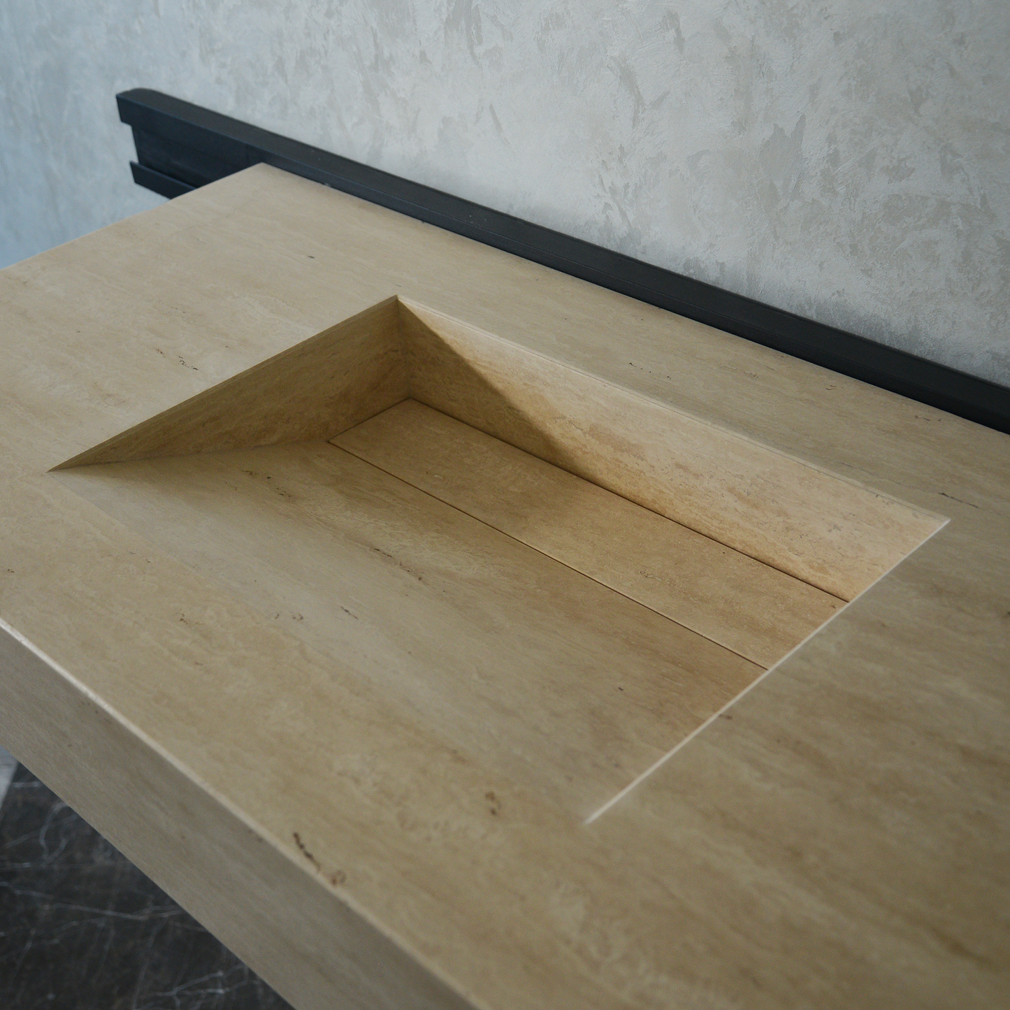 CUSTOM HANDCRAFTED TRAVERTINE SINK (TR-065)