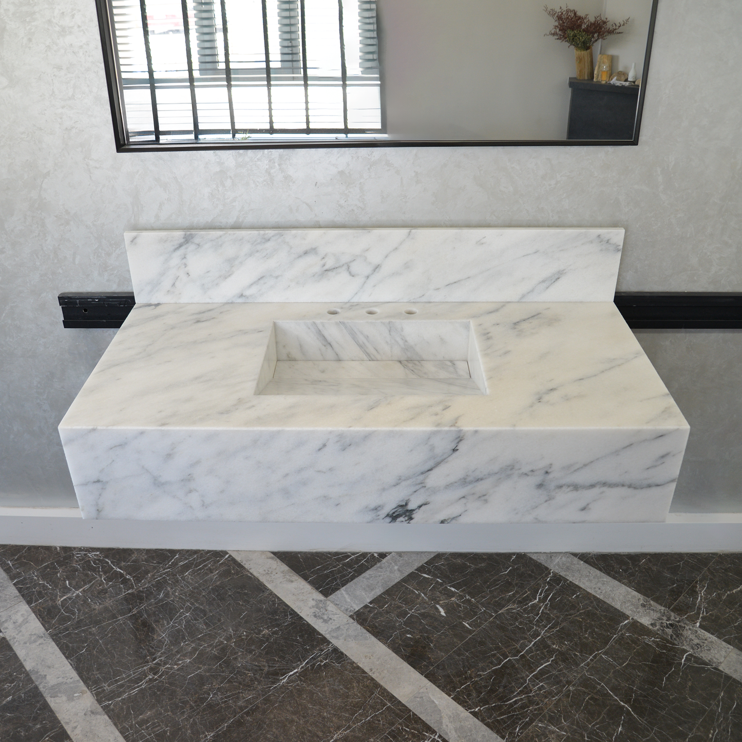 HANDCRAFTED CUSTOM CALACATTA MARBLE SINK (NS-108)