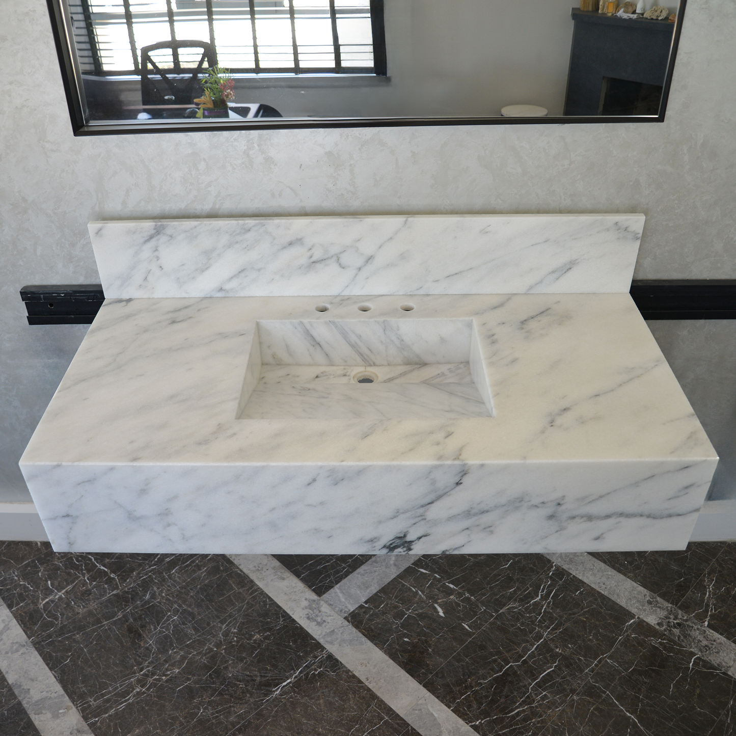 HANDCRAFTED CUSTOM CALACATTA MARBLE SINK (NS-108)