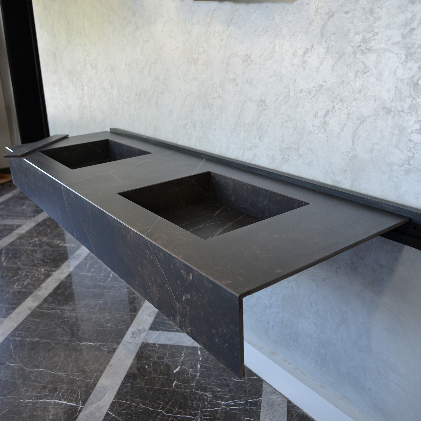 HANDCRAFTED DEKTON KELYA HIGH ENGINEERED PORCELAIN DOUBLE SINK (ES-107)