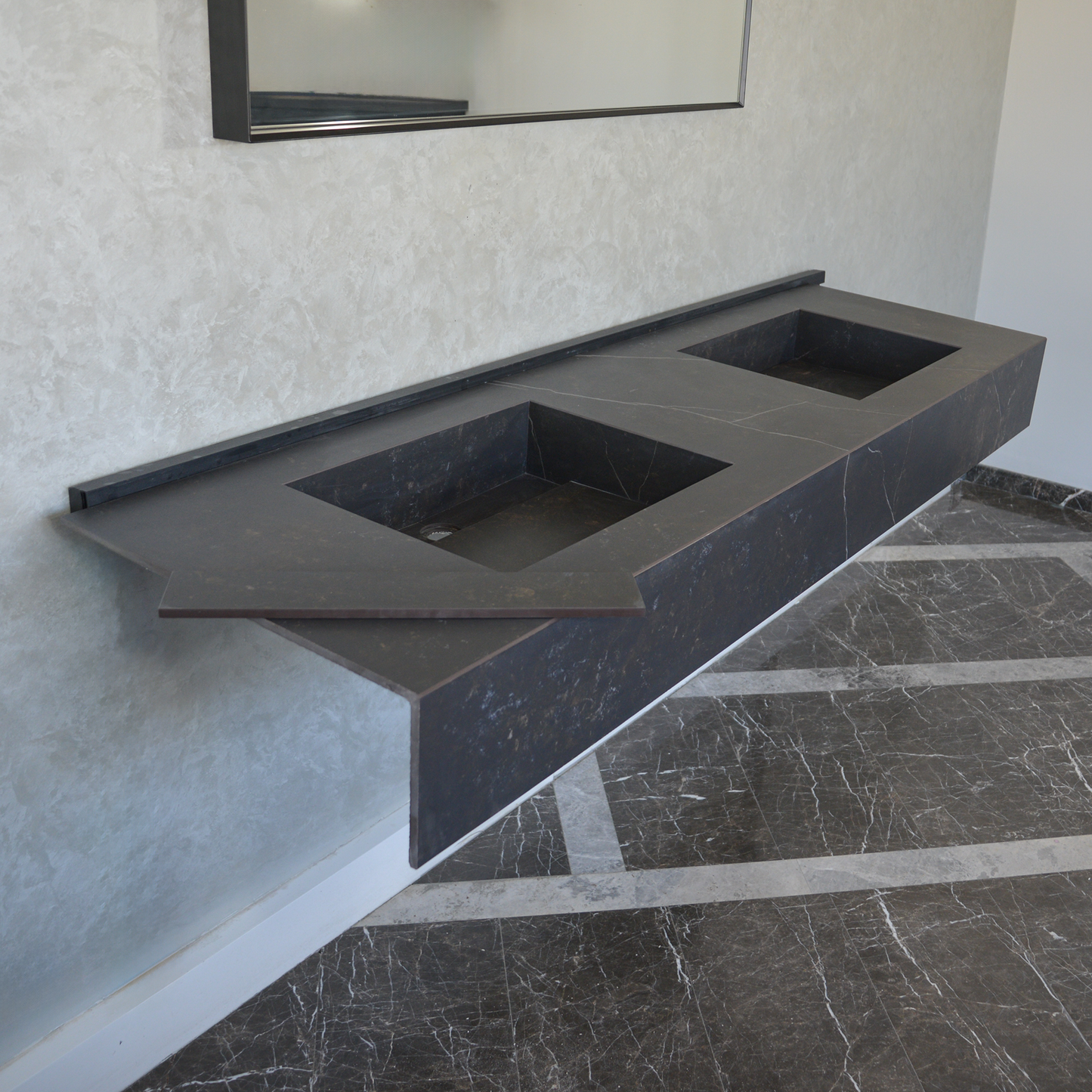 HANDCRAFTED DEKTON KELYA HIGH ENGINEERED PORCELAIN DOUBLE SINK (ES-107)