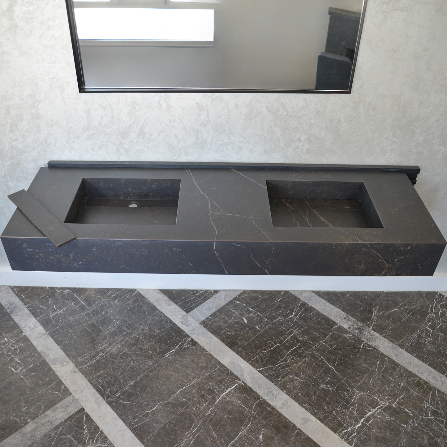 HANDCRAFTED DEKTON KELYA HIGH ENGINEERED PORCELAIN DOUBLE SINK (ES-107)