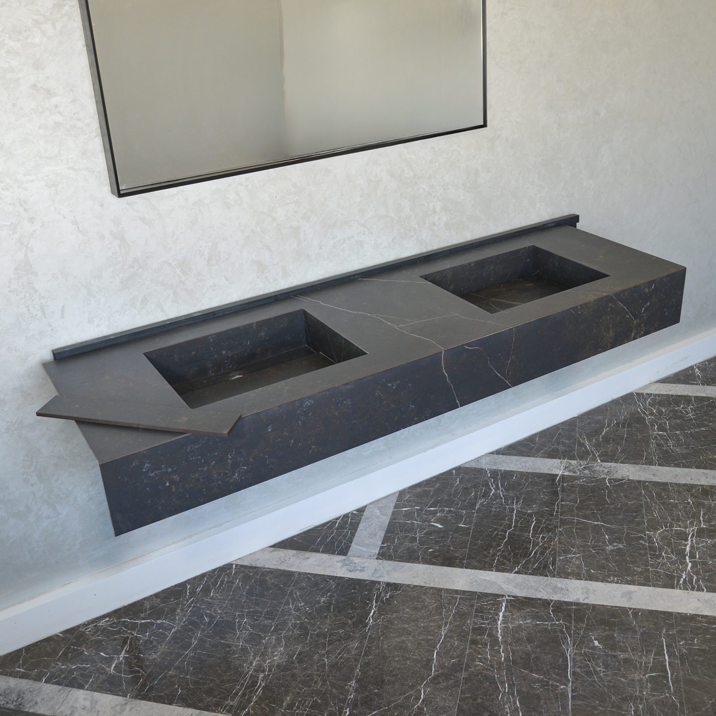 HANDCRAFTED DEKTON KELYA HIGH ENGINEERED PORCELAIN DOUBLE SINK (ES-107)