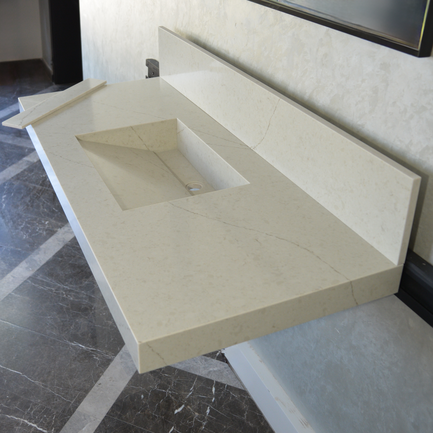 HANDCRAFTED CUSTOM QUARTZ SINK (QU-095)