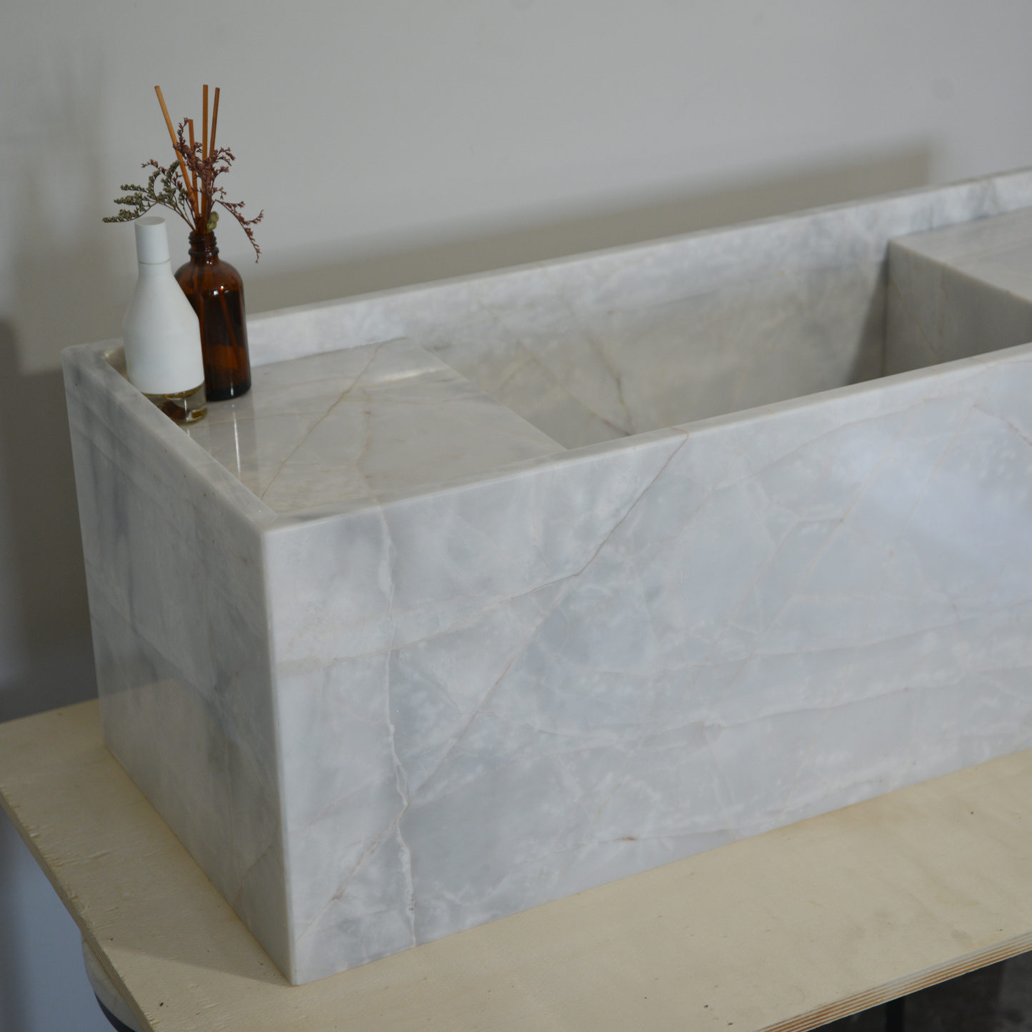 HANDCRAFTED CUSTOM JASMINE WHITE MARBLE SINK (NS-063)