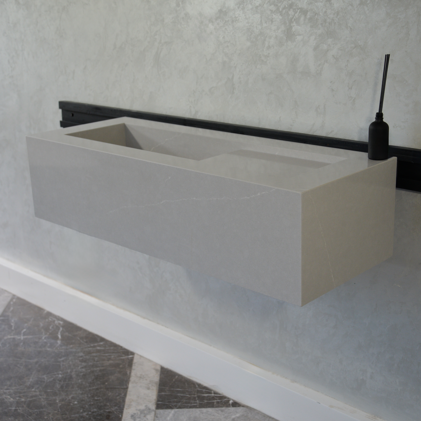 HANDCRAFTED CUSTOM QUARTZ SINK (QU-059)