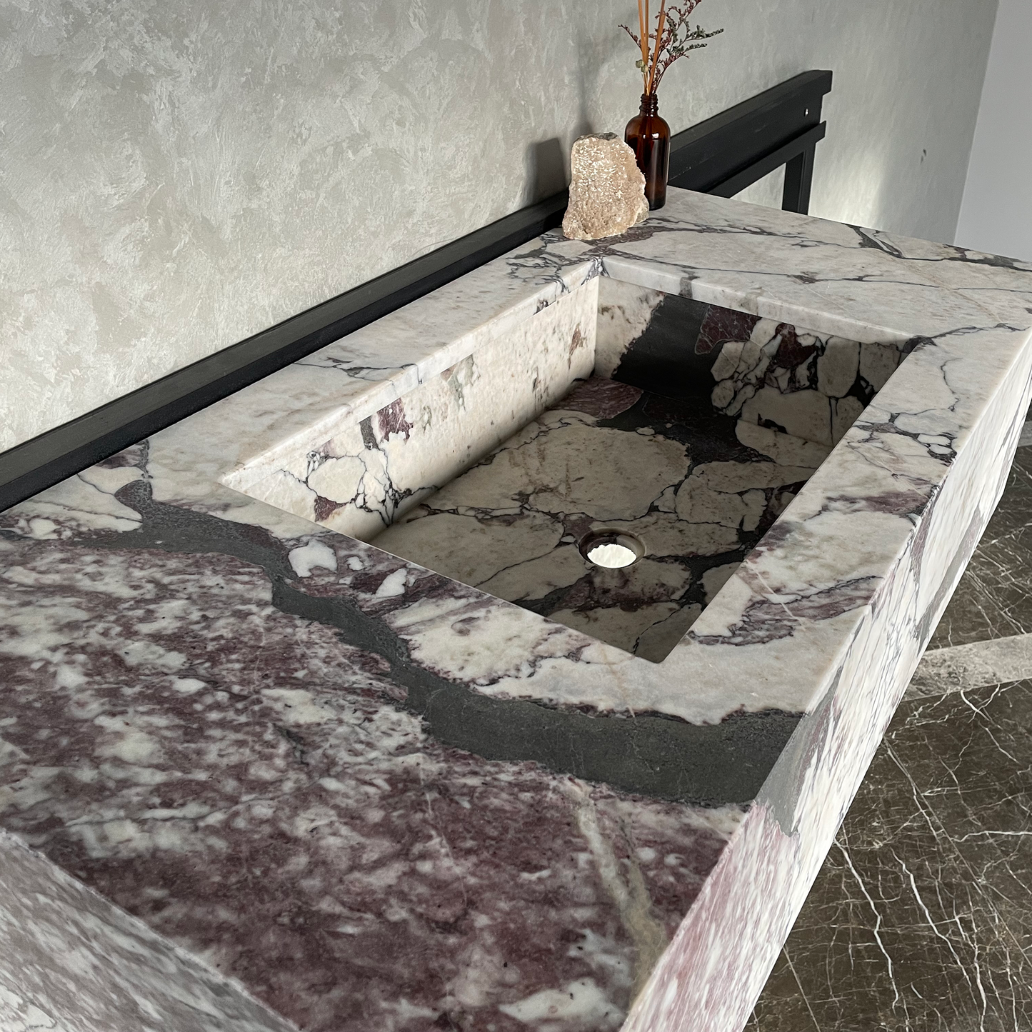 HANDCRAFTED CALACATTA VIOLA MARBLE SINK