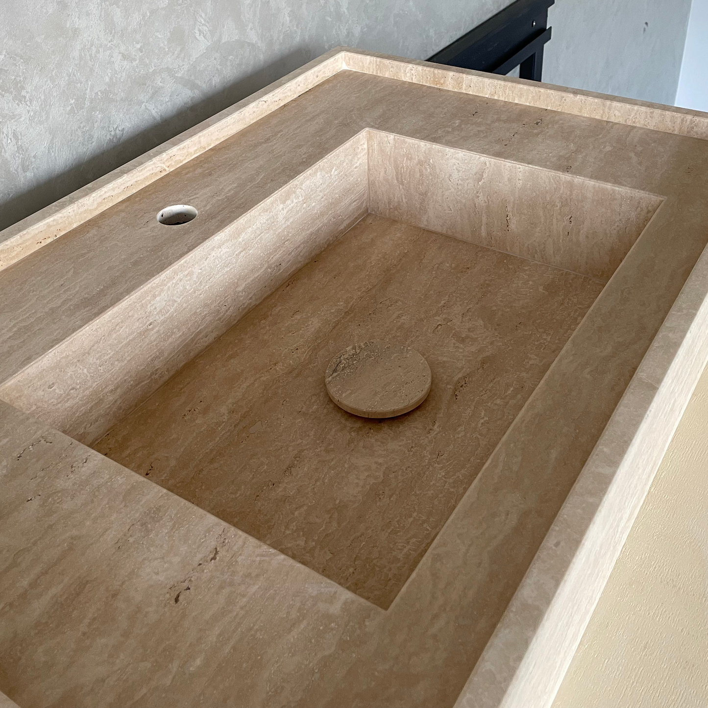 HANDCRAFTED CUSTOM TRAVERTINE SINK (TR-048)