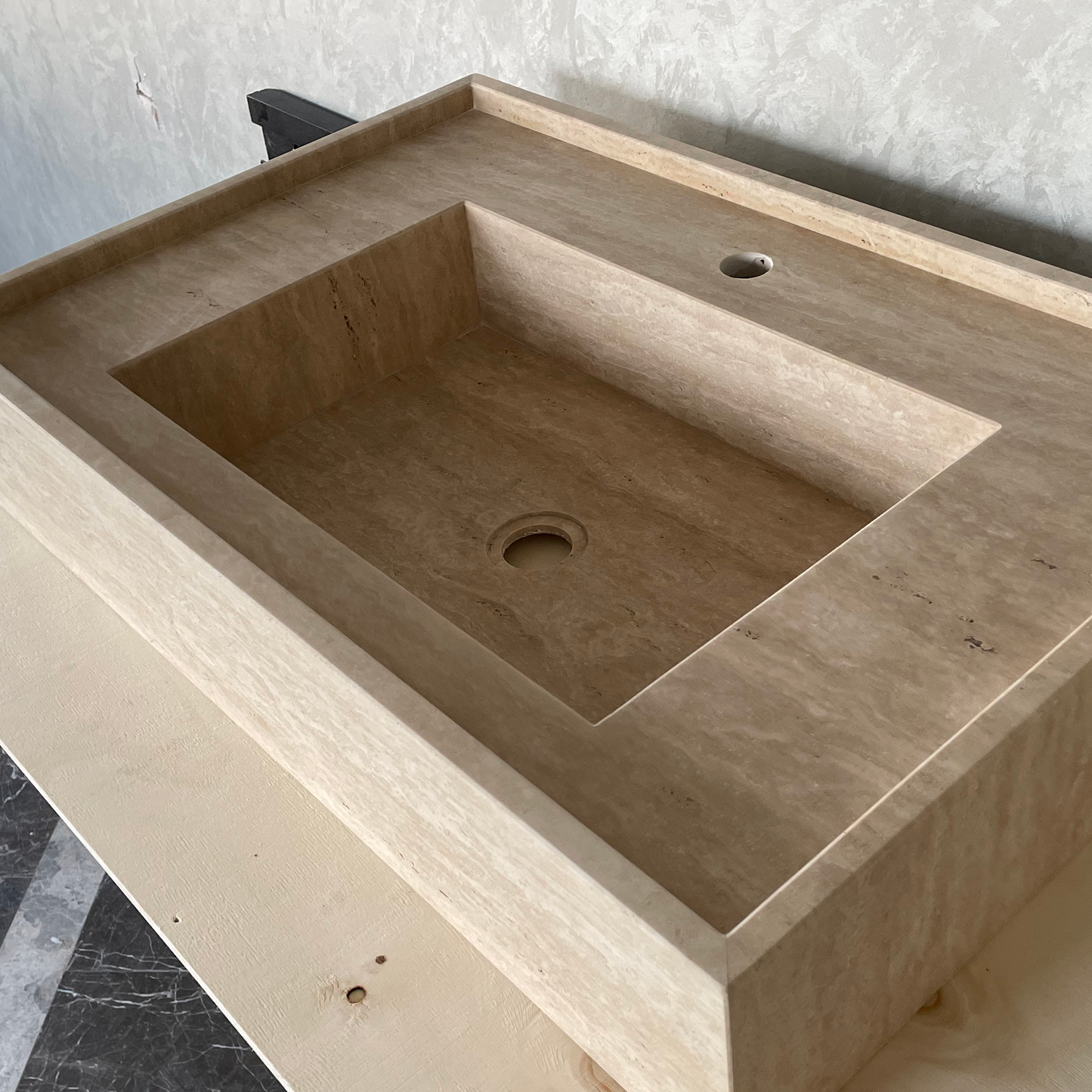 HANDCRAFTED CUSTOM TRAVERTINE SINK (TR-048)