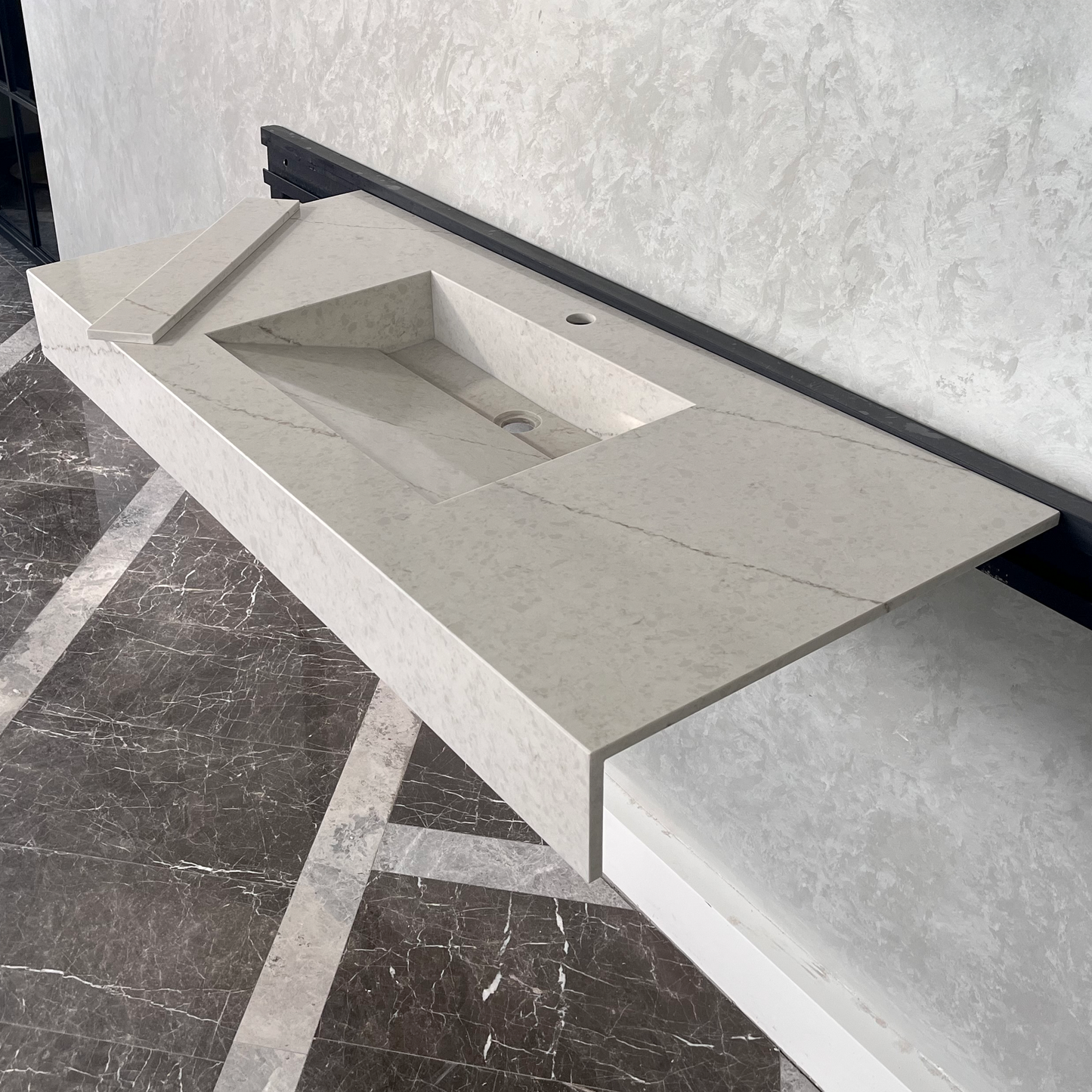 HANDCRAFTED CUSTOM QUARTZ SINK (QU-054)