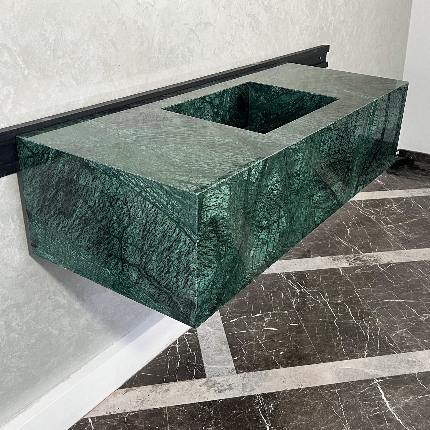 HANDCRAFTED VERDE GUATEMALA CUSTOM MARBLE SINK (NS-094)