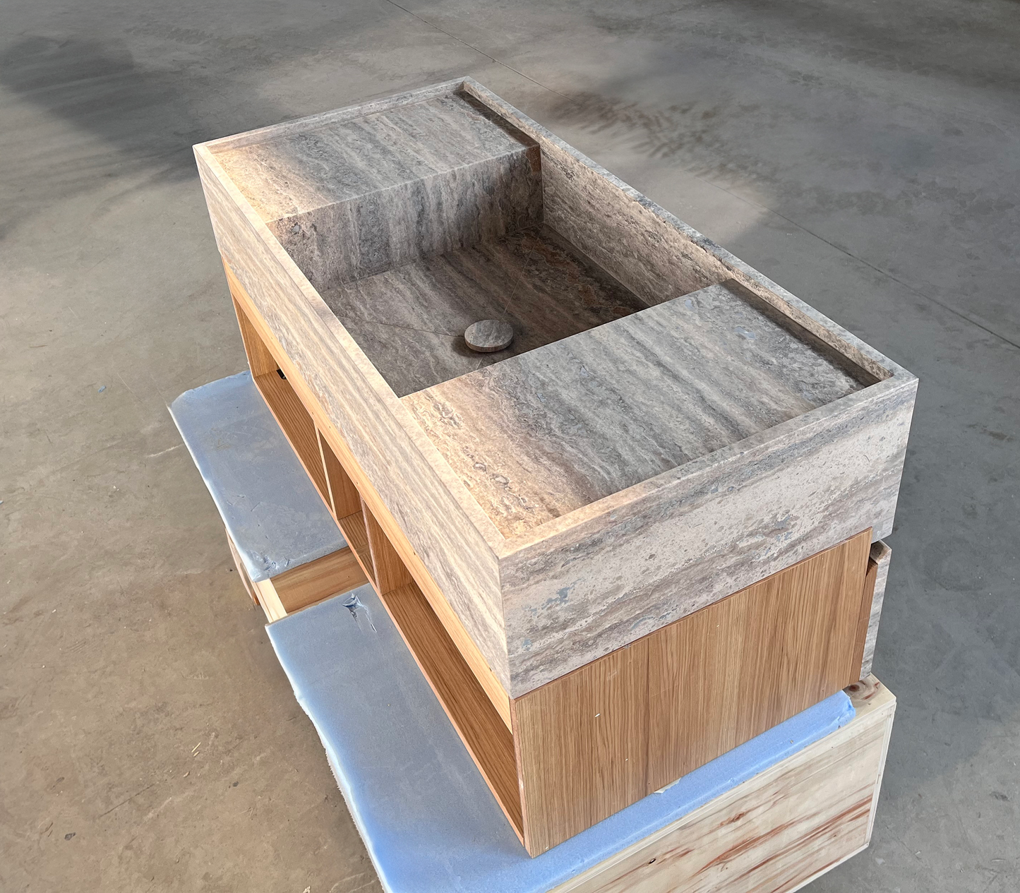 HANDCRAFTED CUSTOM SILVER TRAVERTINE SINK (TR-120)