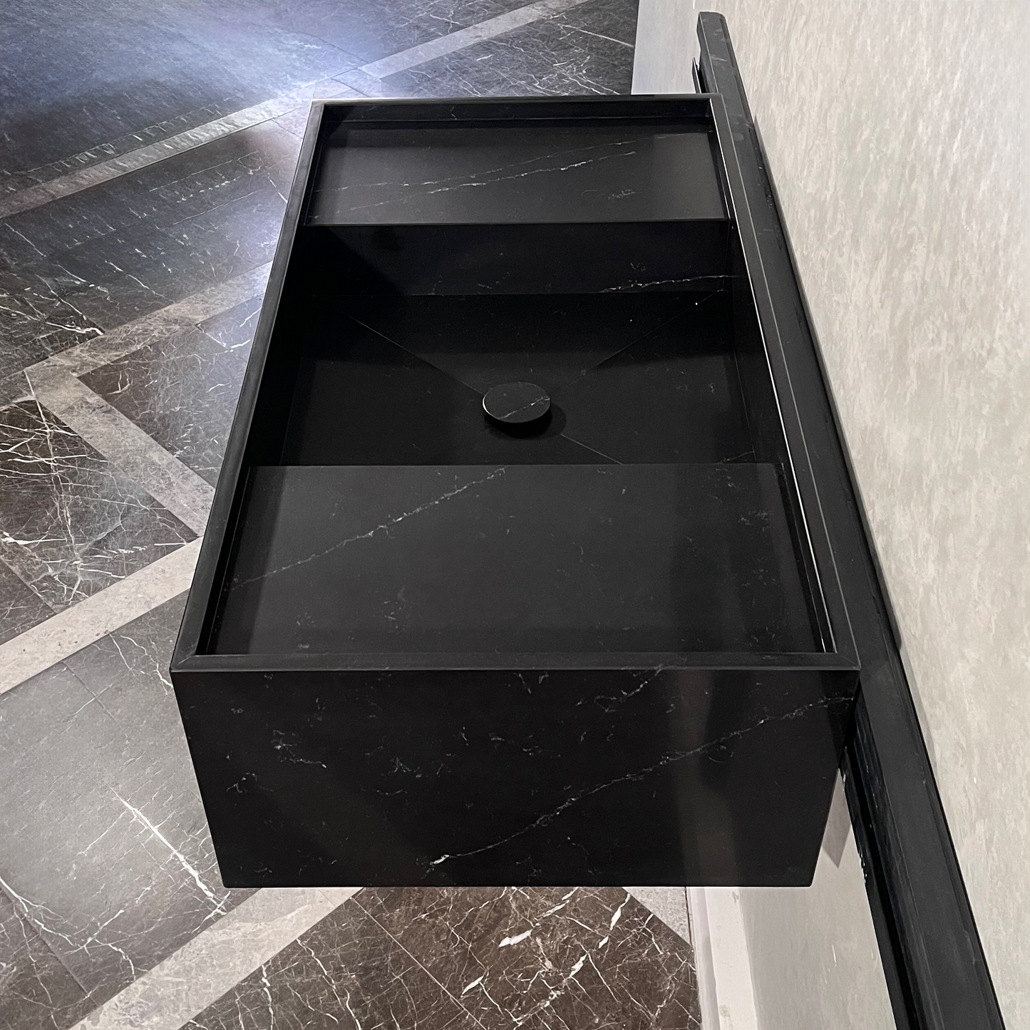 HANDCRAFTED CUSTOM COANTE – ARTE BLACK QUARTZ SINK (QU-084)