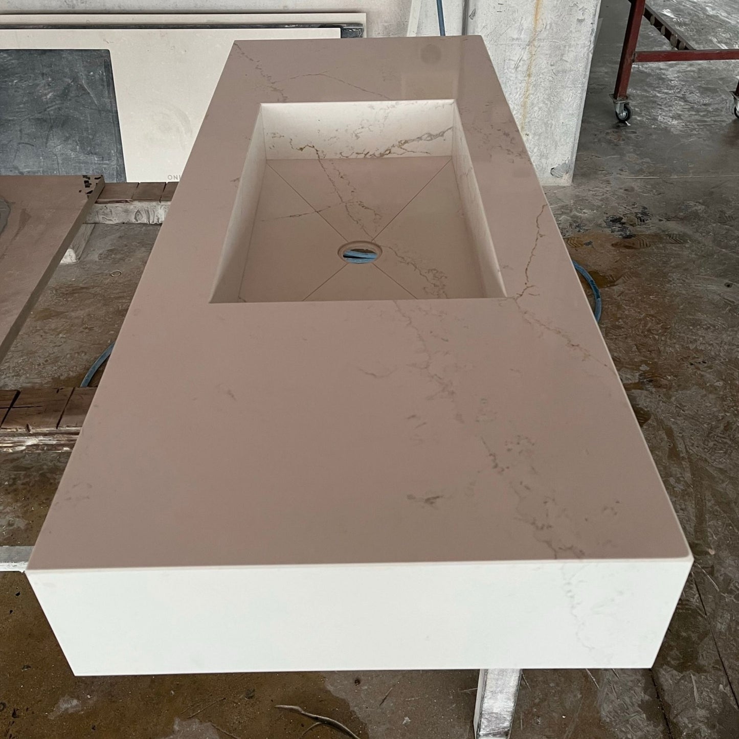 HANDCRAFTED QUARTZ SINK (QU-050)