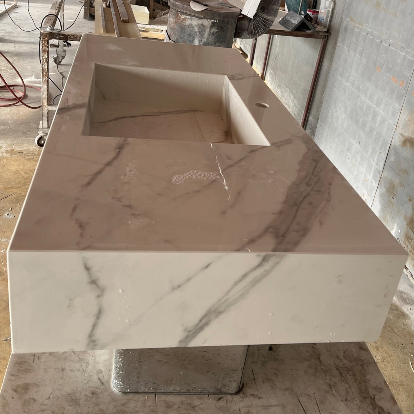 HANDCRAFTED EXTRA STATUARIO HIGH ENGINEERED PORCELAIN SINK